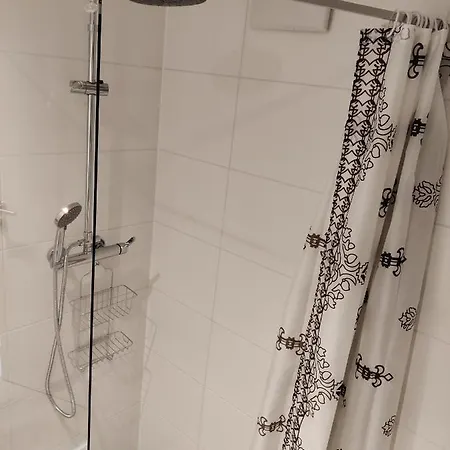 Grete, An Der Weinstrasse Дом отдыха Эренхаузен