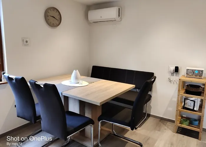 Grete, An Der Weinstraße * Ehrenhausen